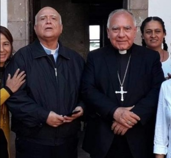 Exigen la salida del párroco Francisco Javier Valencia Durón en Taretan, pero el Obispo &quot;nada puede hacer&quot;