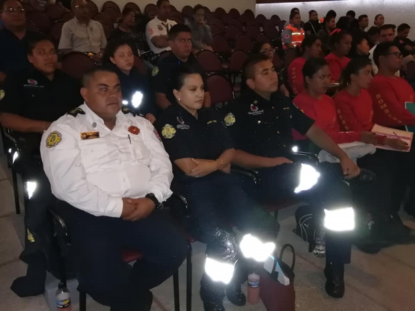 “La Protección civil Somos Todos” jornadas de capacitación para celebrar los 33 años de fundada la protección civil en México