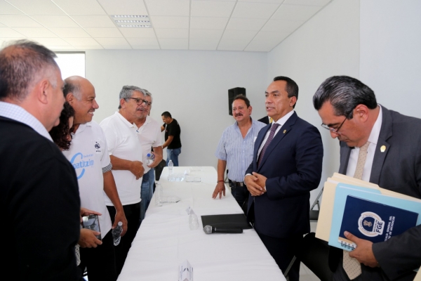 En Uruapan, establecen FGE y sector transportista lazos de confianza y comunicación