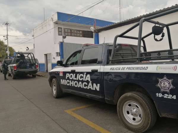 Policía Michoacán golpea, roba y encarcela a periodistas
