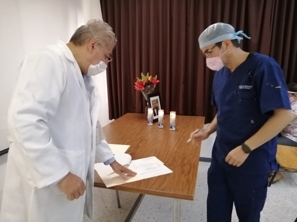 El médico Enrique Gutiérrez Bautista es el nuevo jefe de Cirugía en el Hospital General de Uruapan