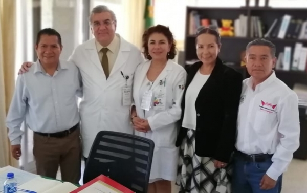 Visita el Senador de la República, Casimiro Méndez Ortiz, el Hospital General De Uruapan &quot;Dr Pedro Daniel Martínez&quot;