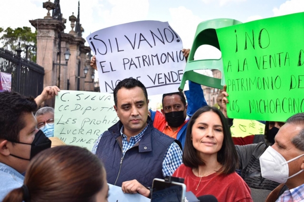 El Gobernador de Michoacán pretende vender inmuebles propiedad del estado antes de concluir su mandato
