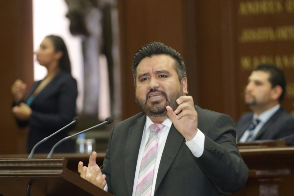 Reconoce Érik Juárez avances en primer año del nuevo gobierno