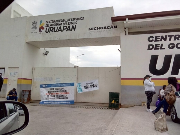Sindicalistas del COBAM tomaron la Administración de Rentas Uruapan